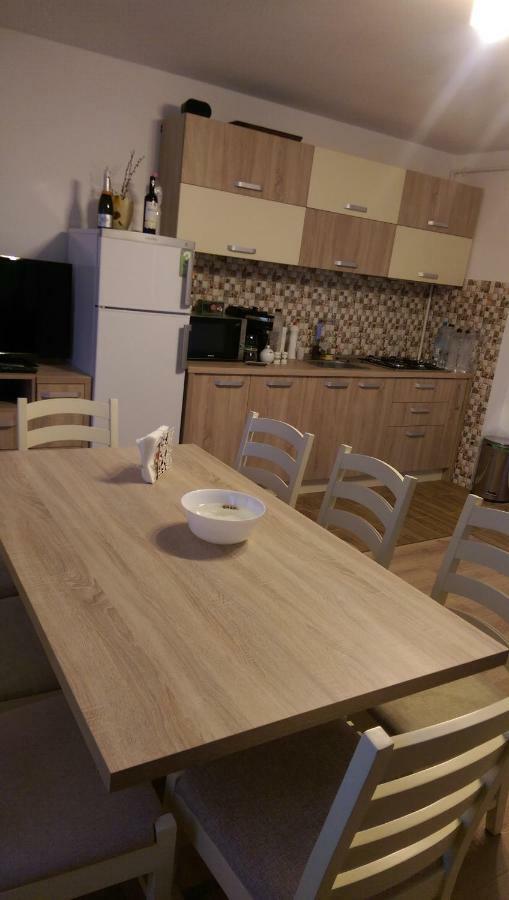 Aterman Apartment'S Sinca Veche Ngoại thất bức ảnh